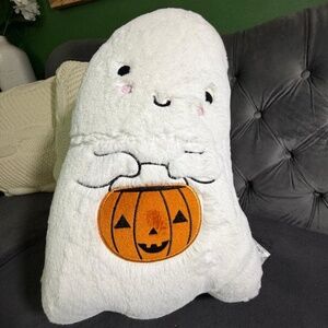 NWOT Girl & Mom  Ghost pillow